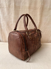 Leather bag l Handcrafted leather handbag l Unisex duffel l Unisex bag l Premium Leather l Washed handbag l shoulder l Vintage style