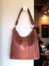 Leather bag l Handcrafted leather bag l women's bag l Premium Leather l Washed handbag l Shoulder bag l Vintage style l Washed bag