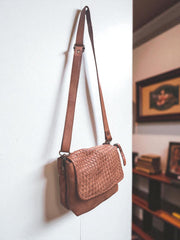 Leather bag l Handcrafted leather messenger bag l Unisex bag l Premium Leather l Washed Crossbody bag l shoulder bag l Vintage style