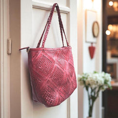 Leather bag l Handcrafted leather Shoulder bag l Ladies bag l women's bag l Premium Leather l Washed handbag l shoulder bag l Woven handbag